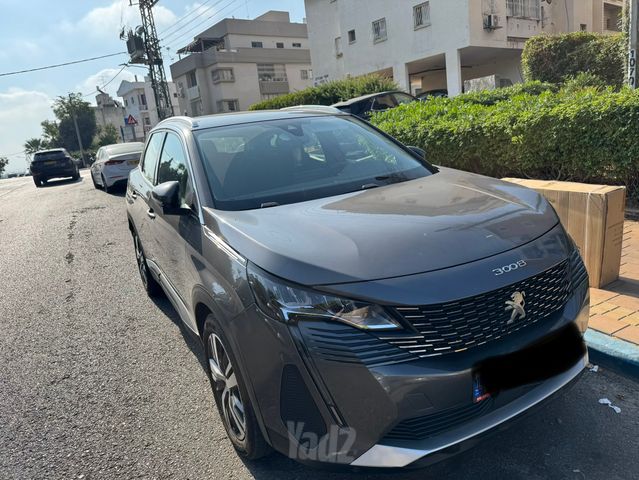 פיג'ו 3008