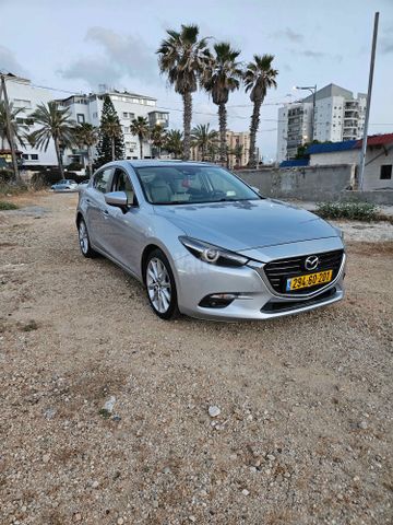 מאזדה 3