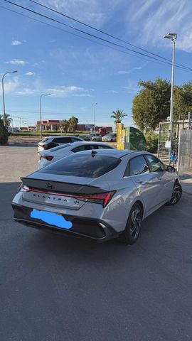 יונדאי אלנטרה