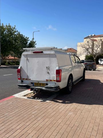 איסוזו די-מקס