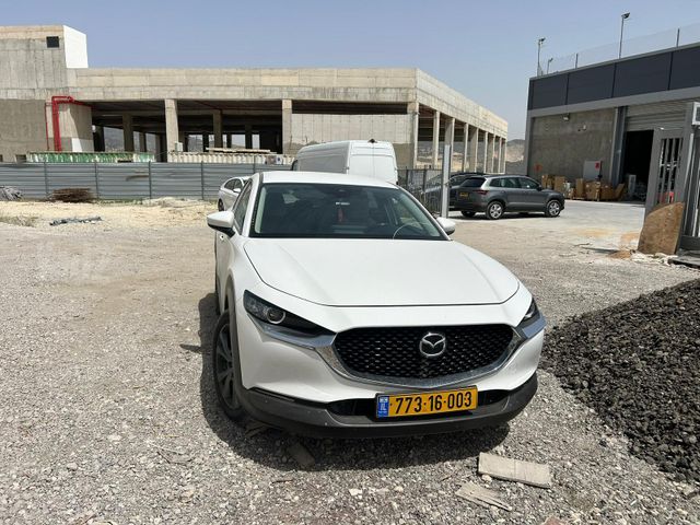 מאזדה CX-30