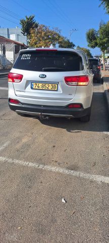 קיה סורנטו