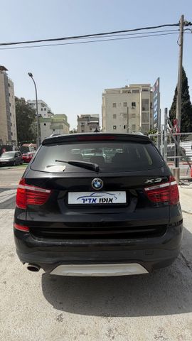 ב מ וו X3