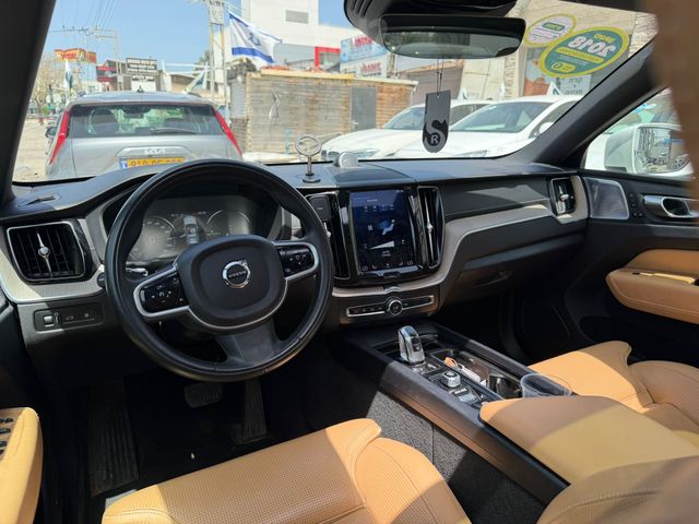 וולוו XC60