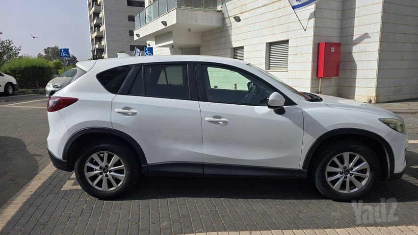 מודעת רכב מאזדה CX-5
