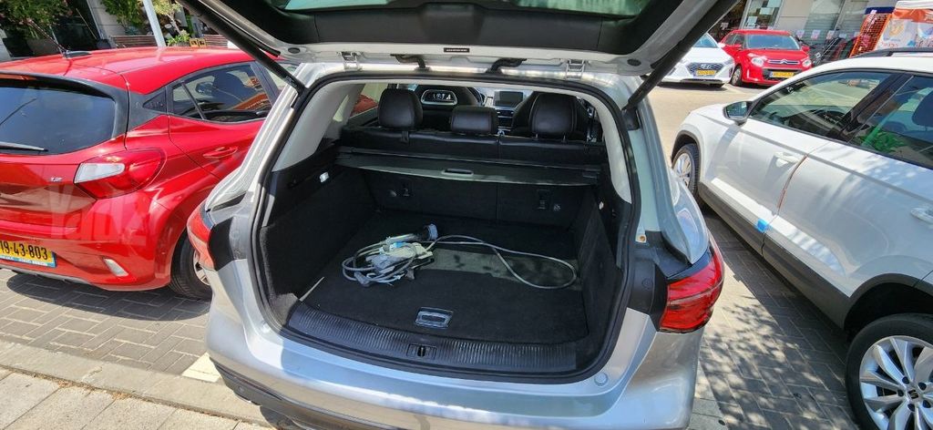 אם ג'י EHS PHEV