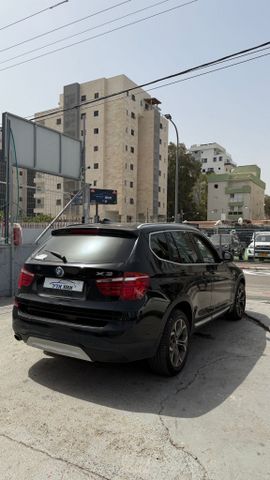 ב מ וו X3