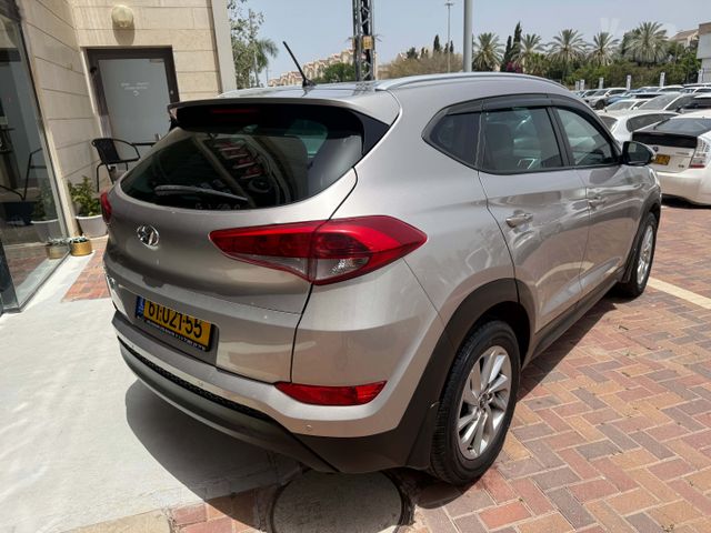 יונדאי טוסון