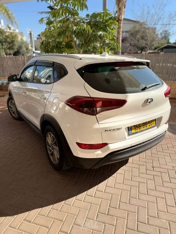 יונדאי טוסון