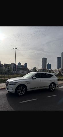 מודעת רכב ג'נסיס GV80