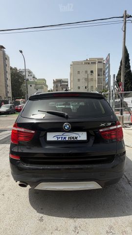 ב מ וו X3