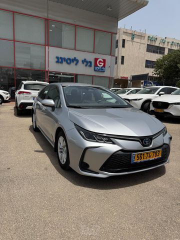 מודעת רכב טויוטה קורולה