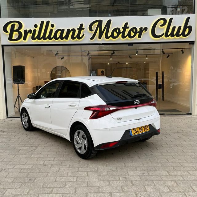 יונדאי i20