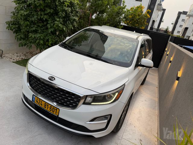 מודעת רכב קיה קרניבל