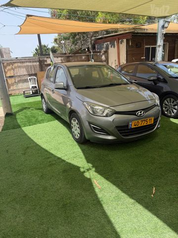 יונדאי i20
