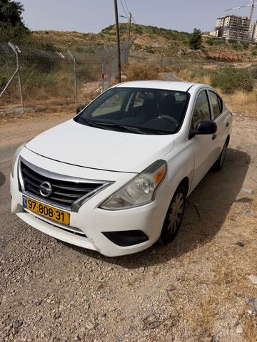 ניסאן אלמרה