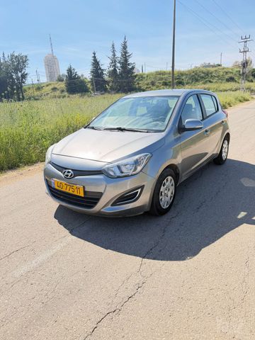 יונדאי i20