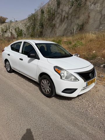 ניסאן אלמרה