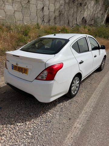 ניסאן אלמרה