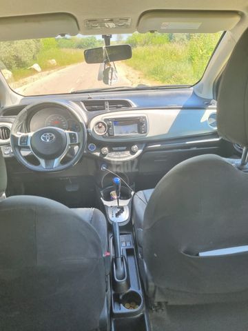 טויוטה יאריס