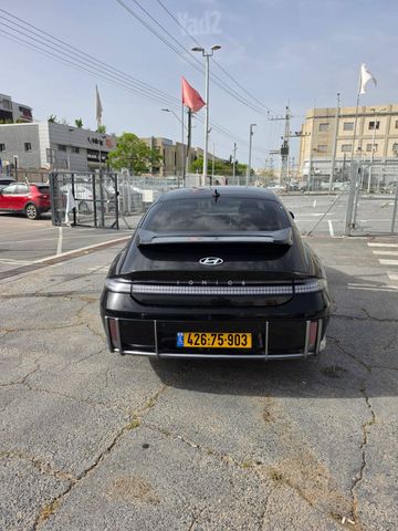 יונדאי איוניק 6