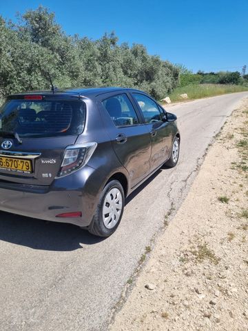 טויוטה יאריס