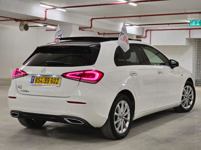 מרצדס-בנץ A-class