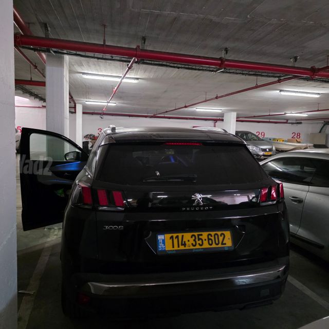 פיג'ו 3008