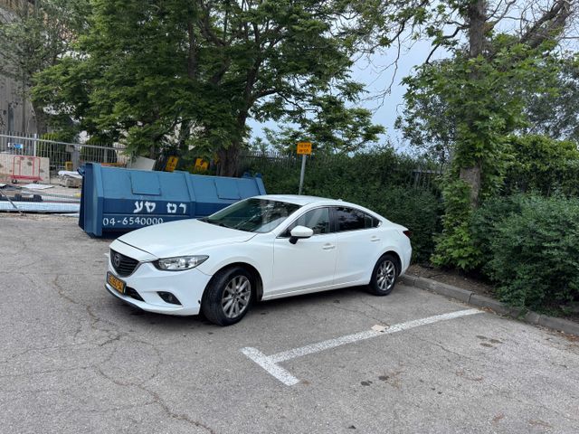 מודעת רכב מאזדה 6