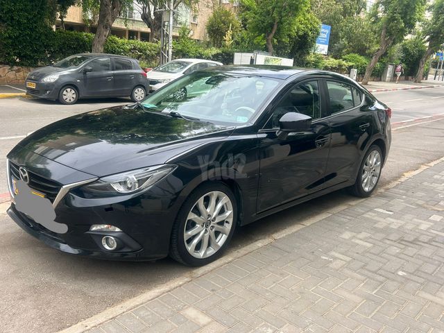 מאזדה 3