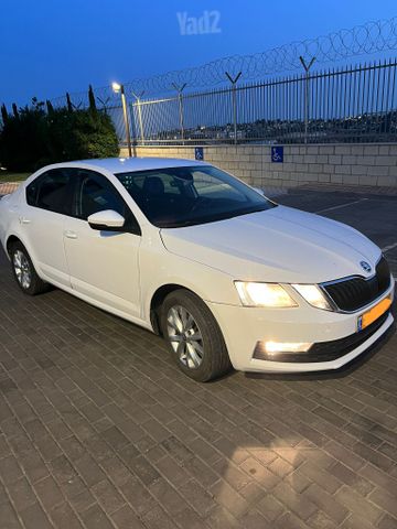 סקודה אוקטביה