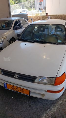 טויוטה קורולה