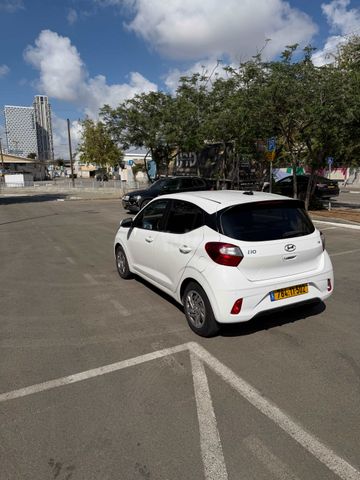 יונדאי i10