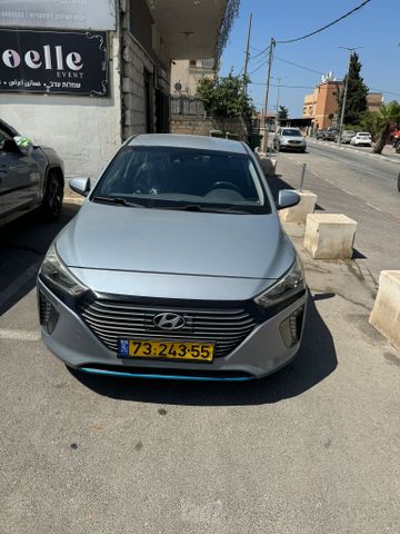 יונדאי איוניק