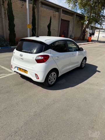 יונדאי i10