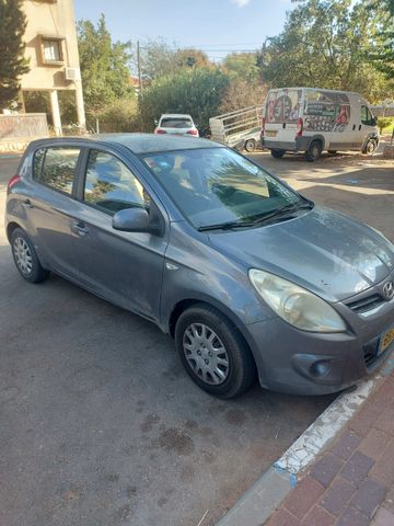 יונדאי i20