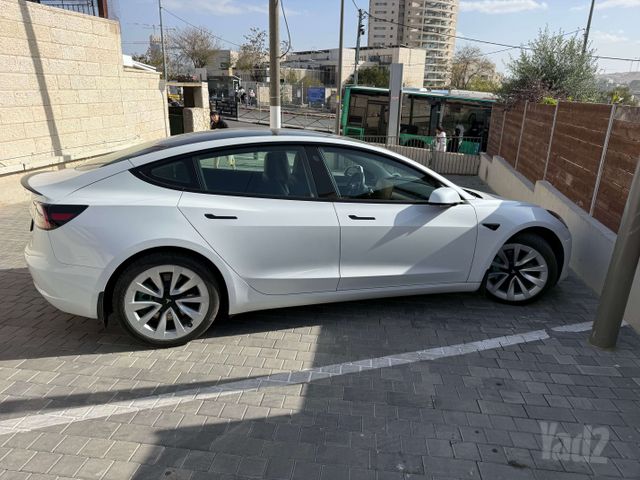 טסלה מודל 3