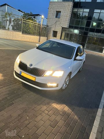 סקודה אוקטביה