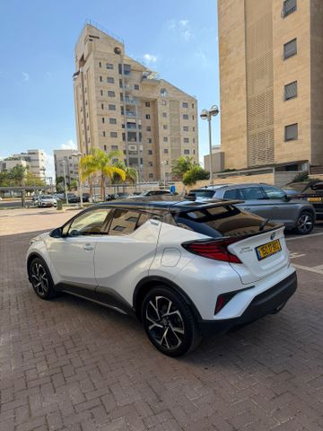 טויוטה C-HR