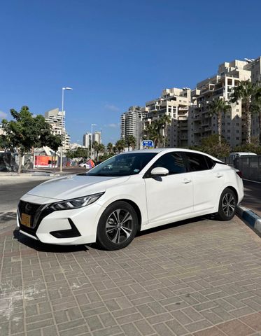 ניסאן סנטרה