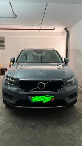 מודעת רכב וולוו XC40