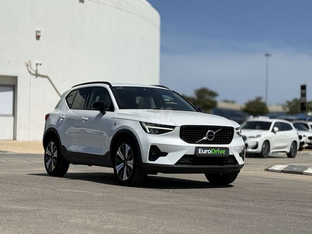 וולוו XC40