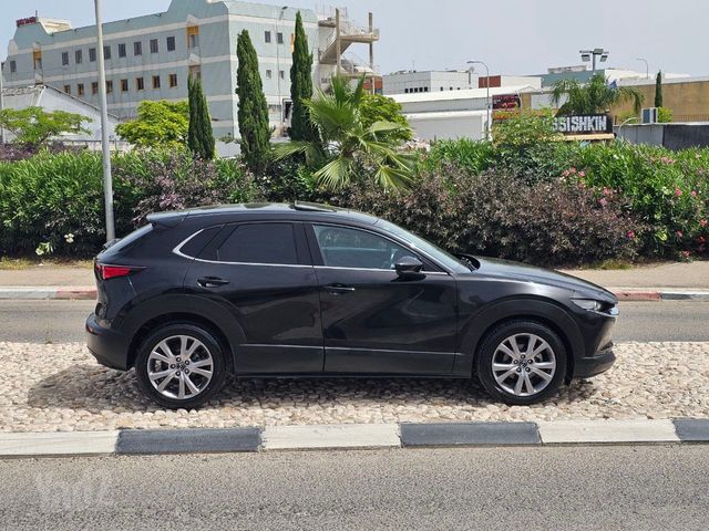 מאזדה CX-30