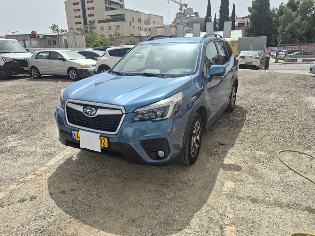 סובארו פורסטר