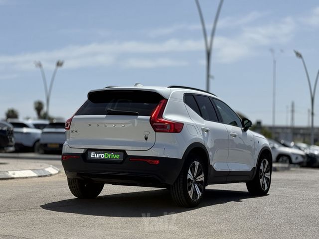 וולוו XC40