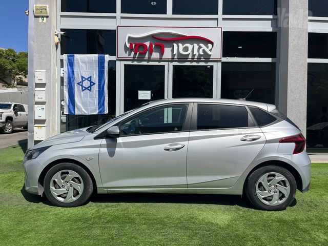 יונדאי i20