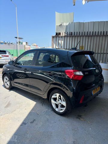 יונדאי i10
