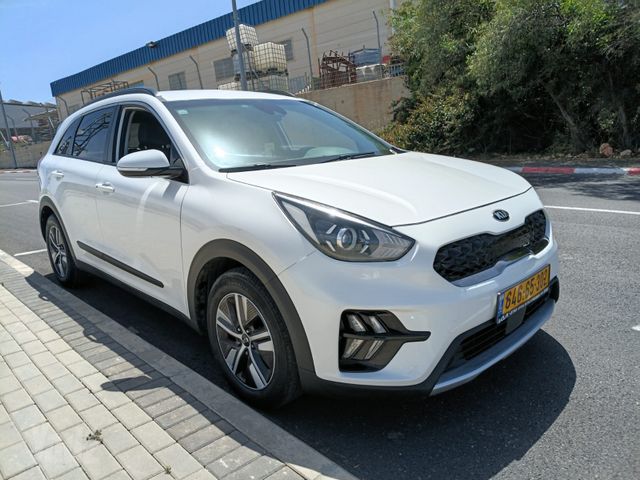 קיה נירו