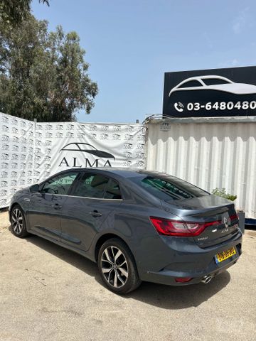 רנו מגאן