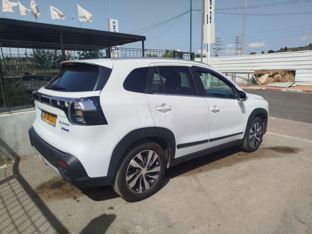 מודעת רכב סוזוקי S-Cross 2